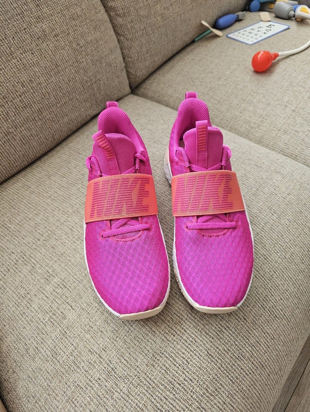 Nike Renew In- Season TR 9 Women's Training Sneakers Size 8 - Picture 4 of 8